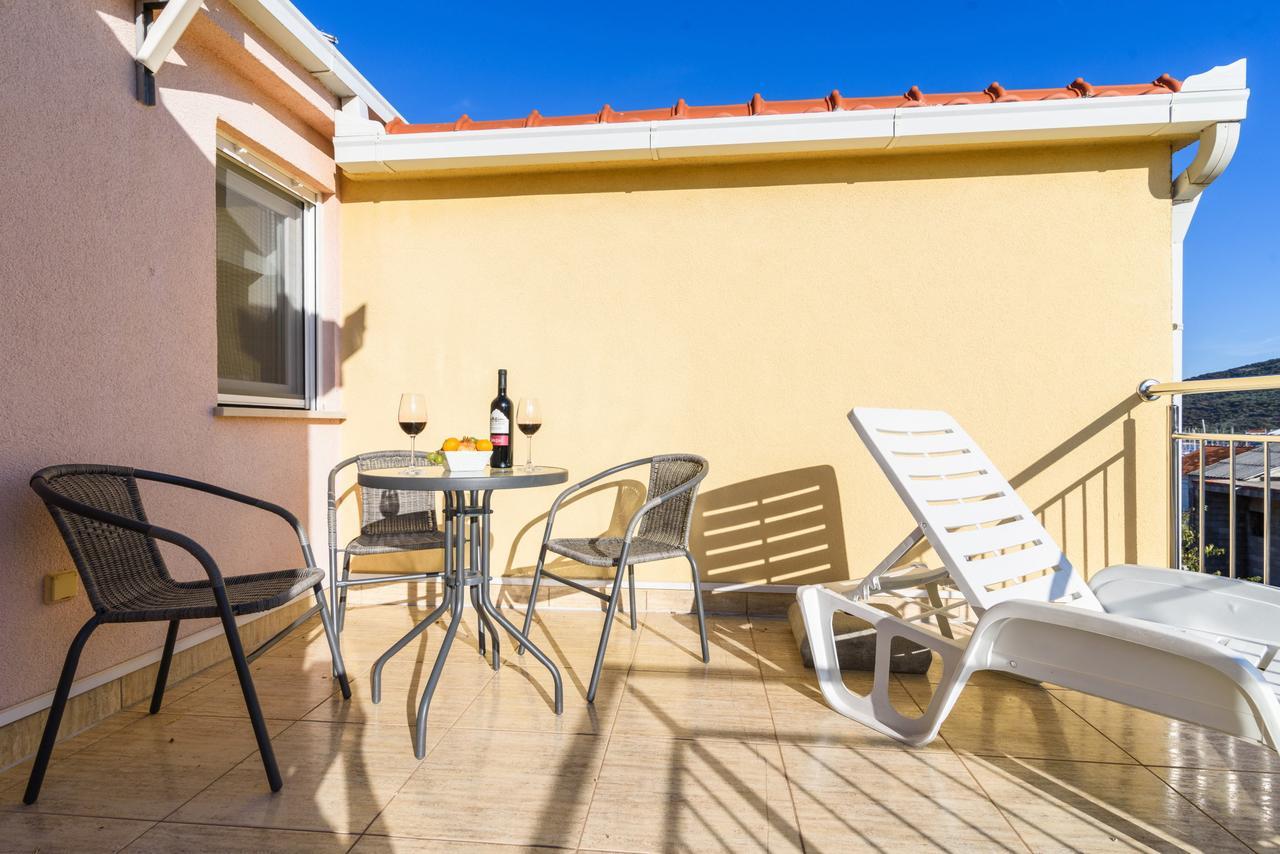 Apartments Neve Marina Exterior foto